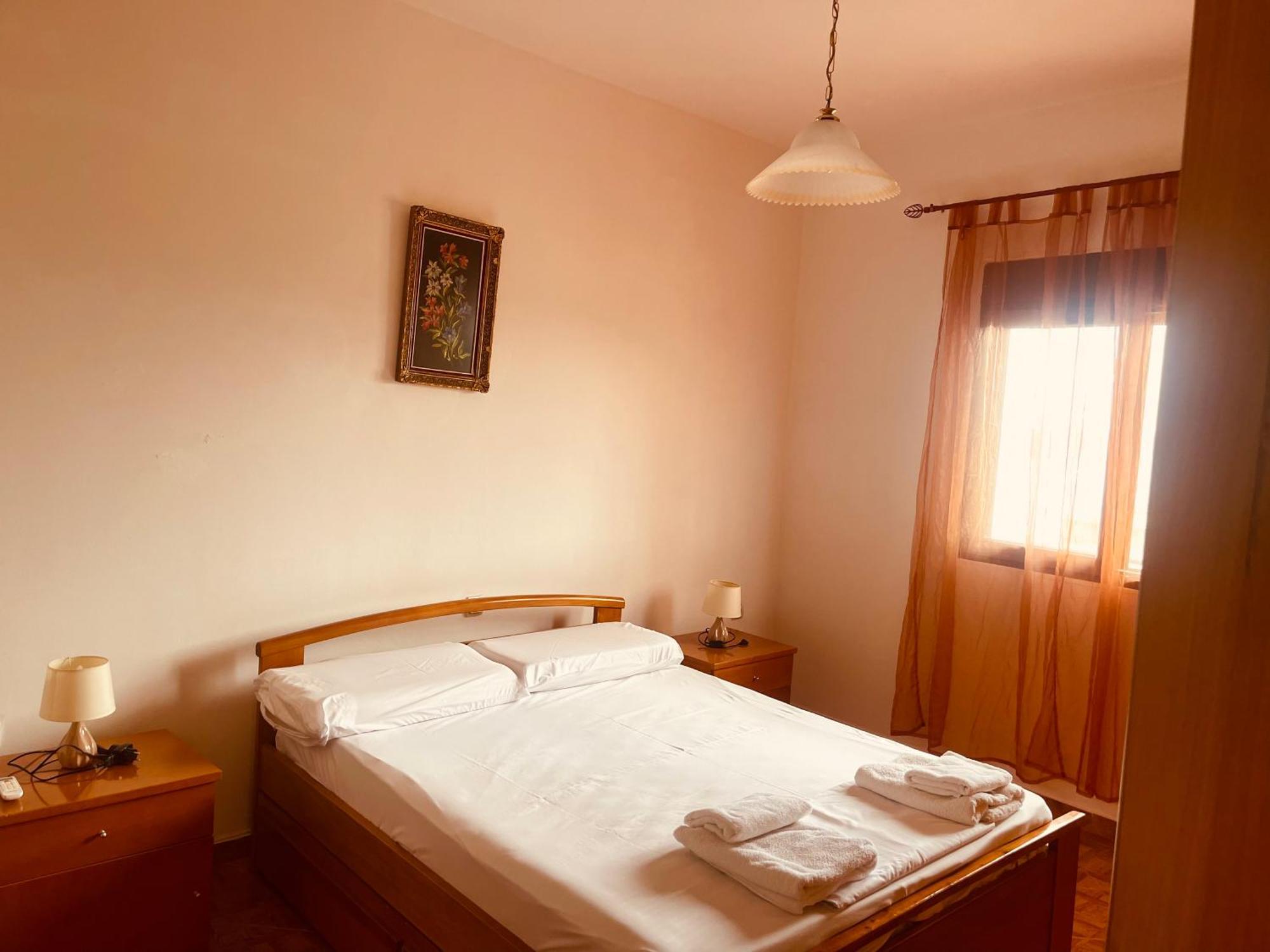 Comfort Guest Rooms Vila Hm Sarande Exterior photo