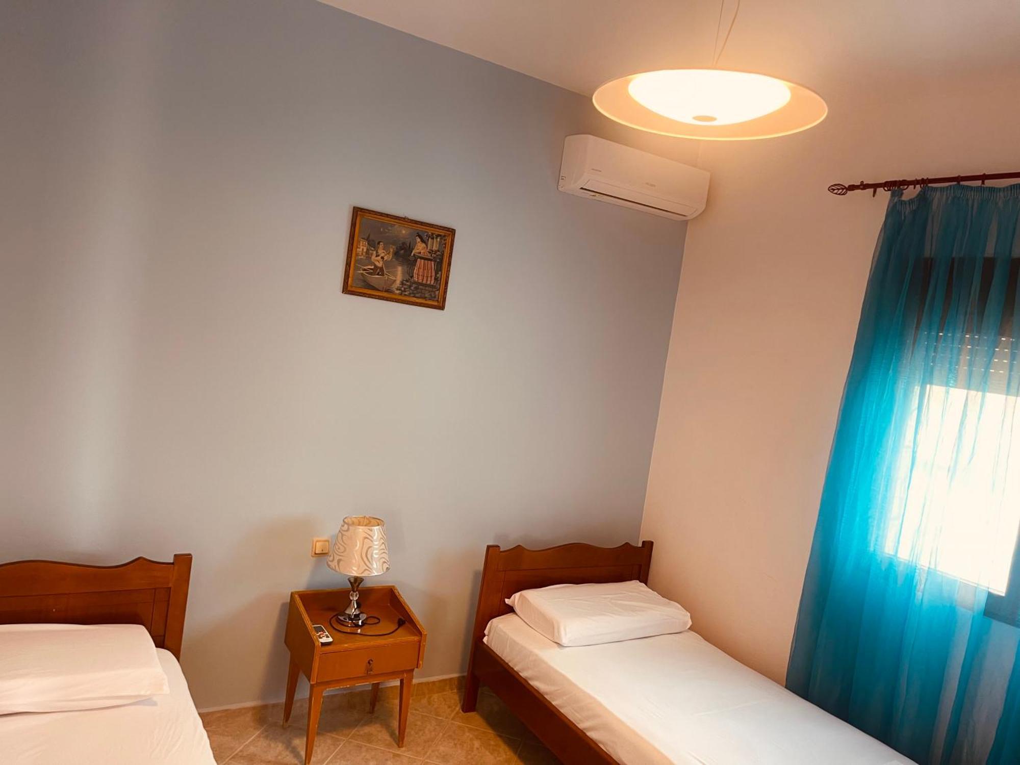 Comfort Guest Rooms Vila Hm Sarande Exterior photo